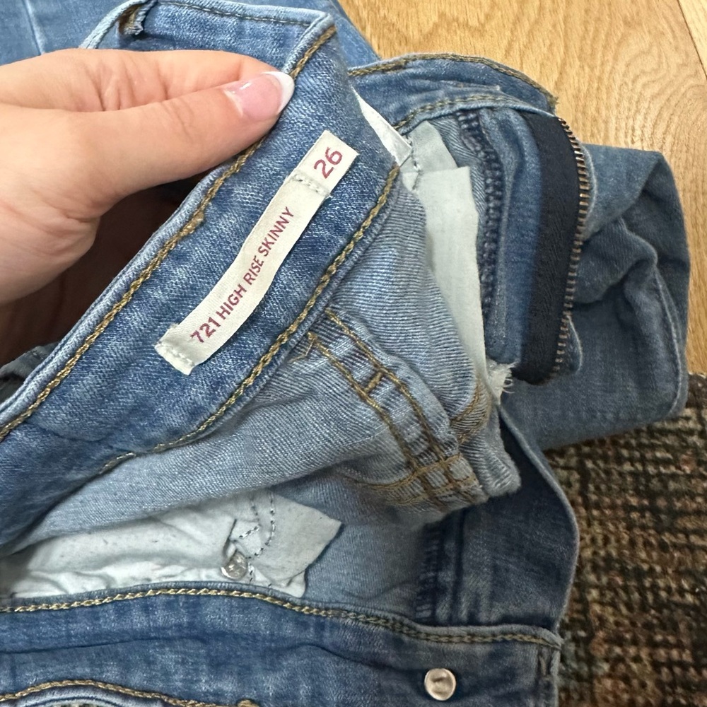 levi jeans